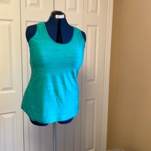 Set of 4 Athletic tank tops XL!